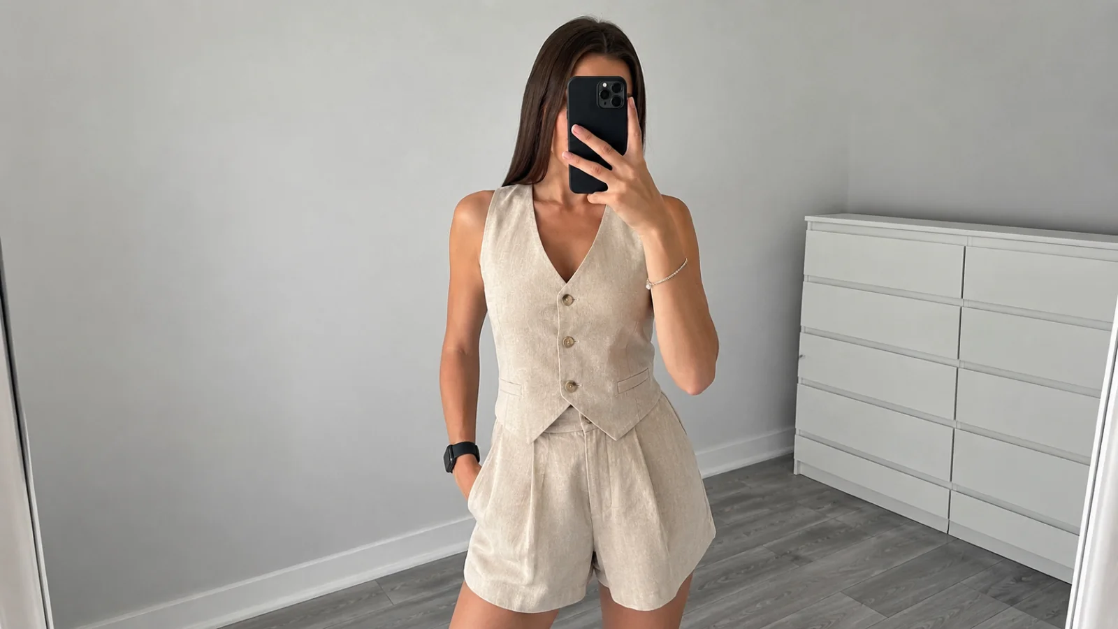 Женская летняя одежда в стиле business casual 2026: легко, уместно, современно